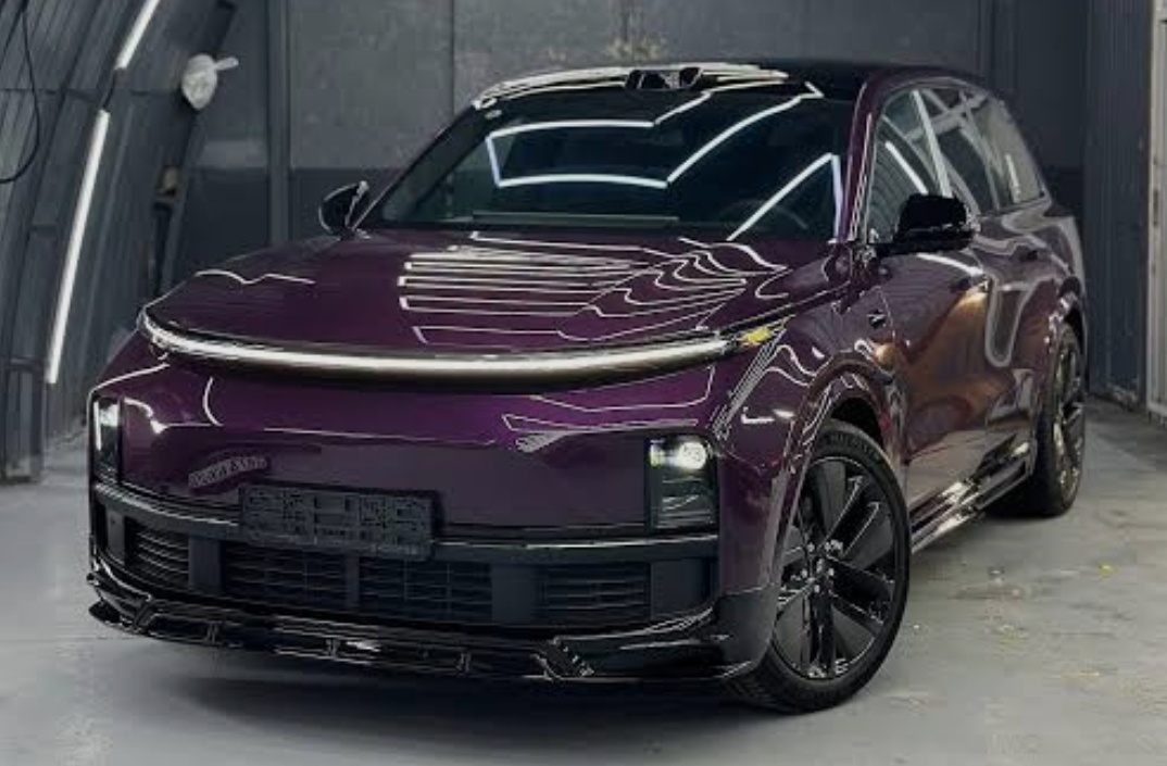 Li Auto L9: Флагманский комфорт в эксклюзивном исполнении. 
