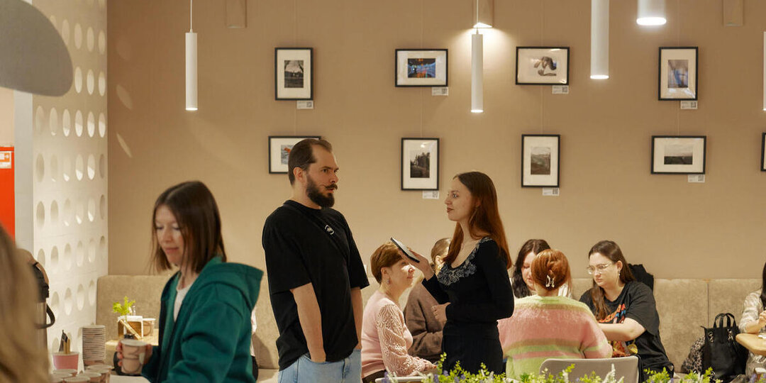 В Барнауле открылась выставка «Легкость»: взгляд на мир сквозь объектив 28 фотографов