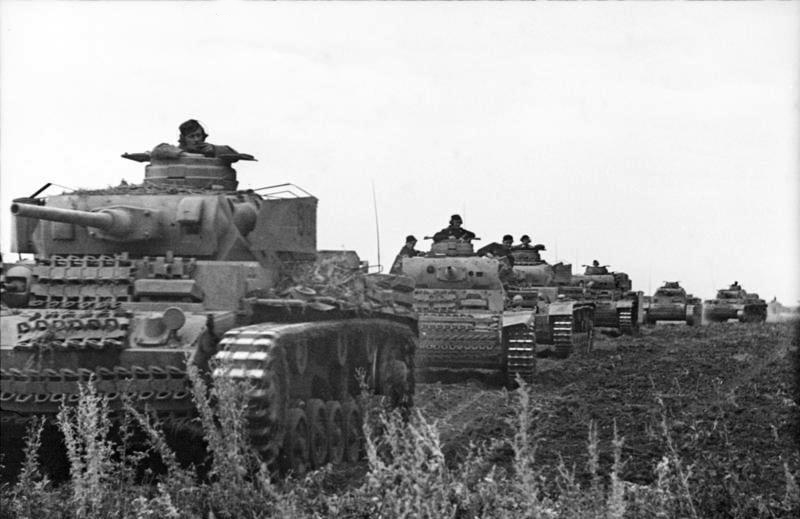 Немецкая танковая колонна в июне 1943-го года