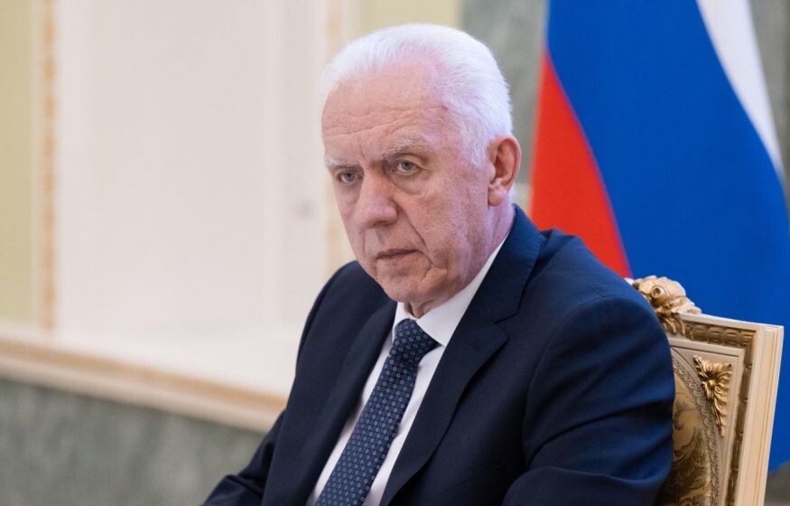    Это унижение и издевательство. Инвалиду СВО предлагают работать дворникам: генпрокурор РФ в ярости