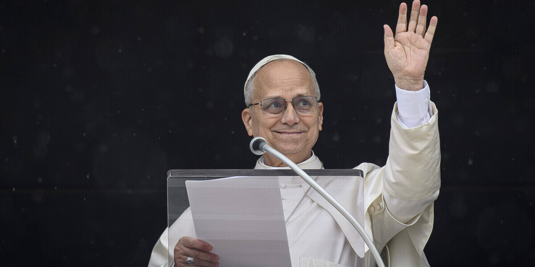 Папа римский призывает к миру и диалогу, избегая прямого называния сторон конфликта