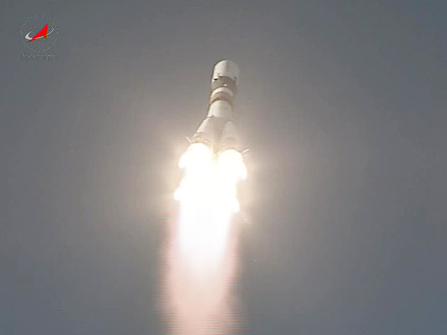    прогресс-м летит