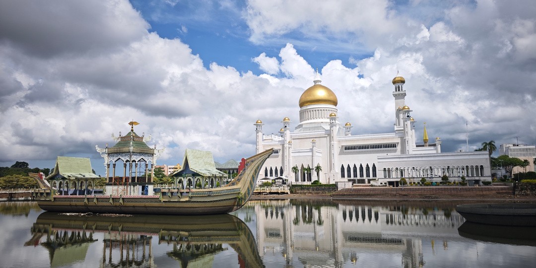 Бруней: затерянная монархия. Стоит ли ехать? (+карта)