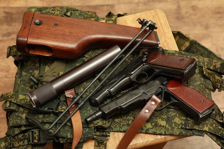 Денис Ювачев
Автоматический пистолет Стечкина АПС калибр 9мм.
Источник pinterest.com