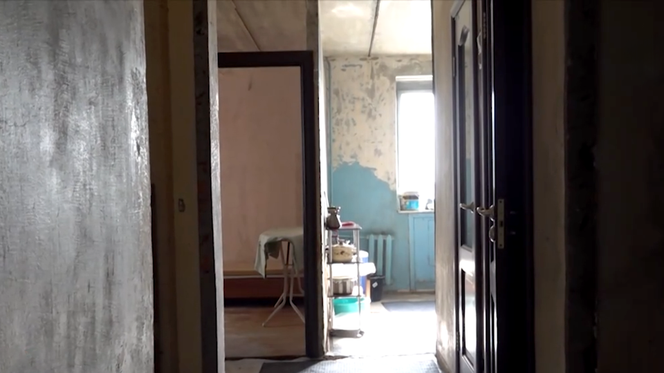 Москвичка борется с черными риелторами, пытающимися изгнать ее из "трешки"