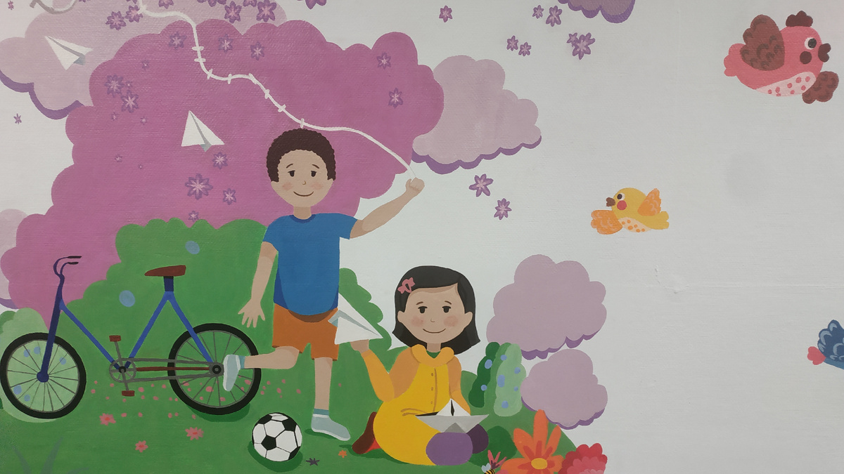 Роспись в коридоре