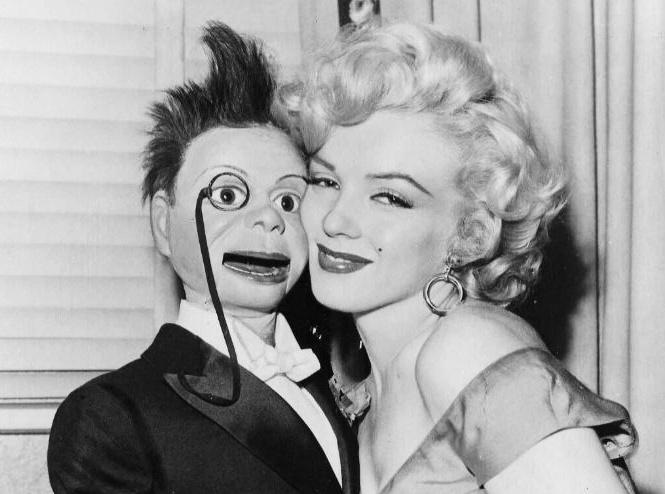 Сенсация: помолвка Мэрилин Монро с Чарли Маккарти