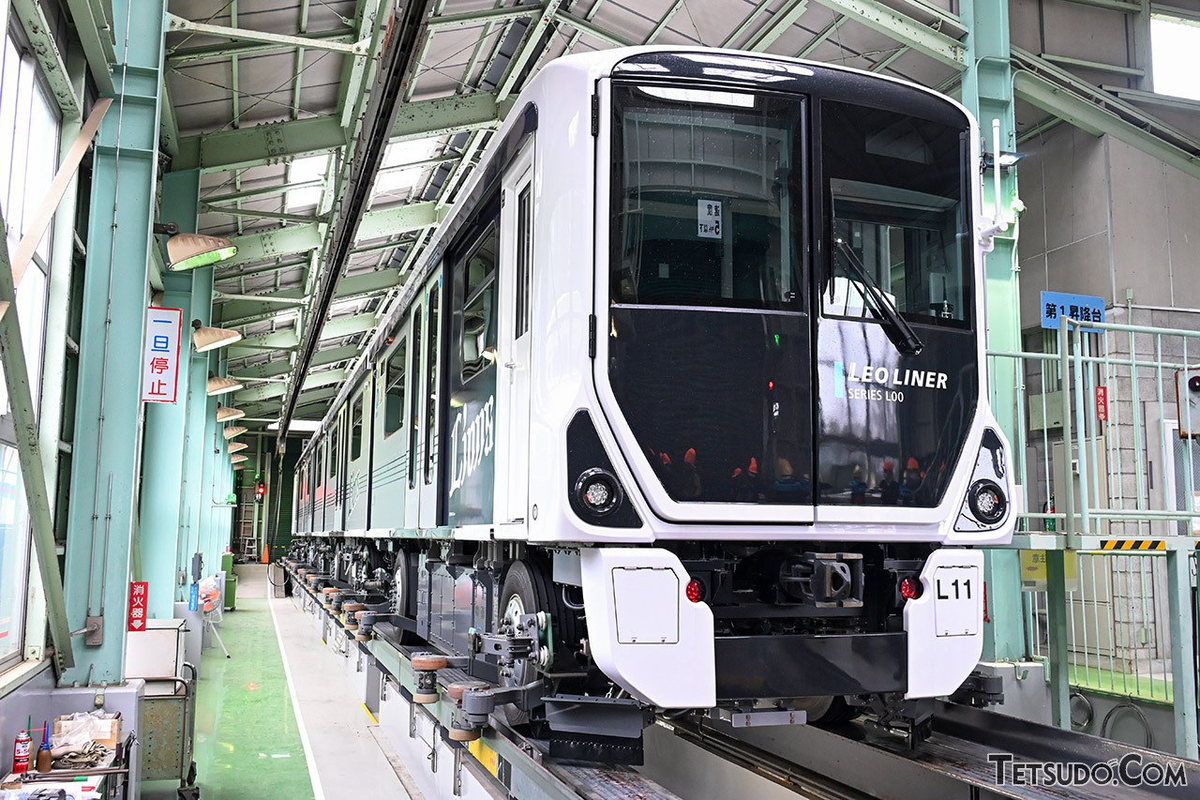 Поезд на шинном ходу серии L00 производства Mitsubishi для линии Ямагучи в Большом Токио. Источник: Tetsudo