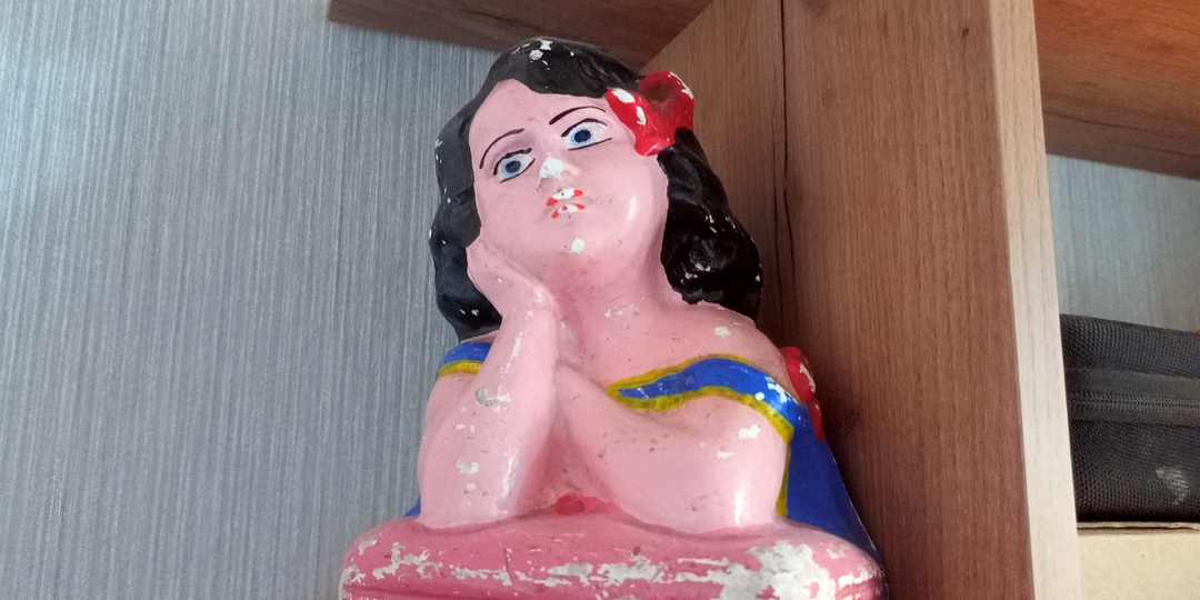 Телевизор - главное богатство советского человека.