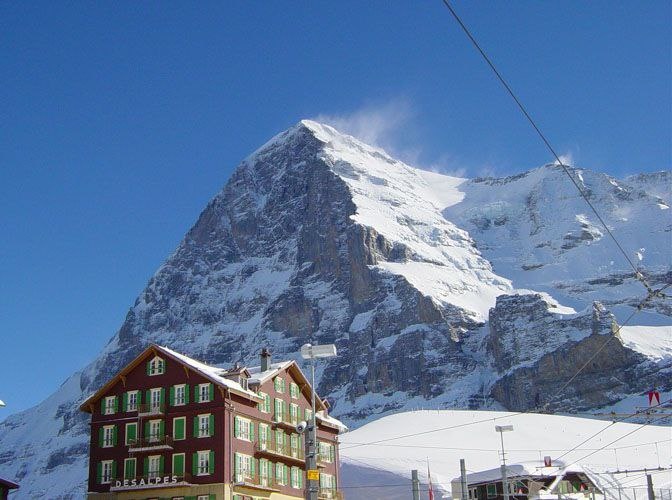 Гора, которая не прощает. Что заставляет даже самых опытных альпинистов дрожать, когда они смотрят на Эйгер?