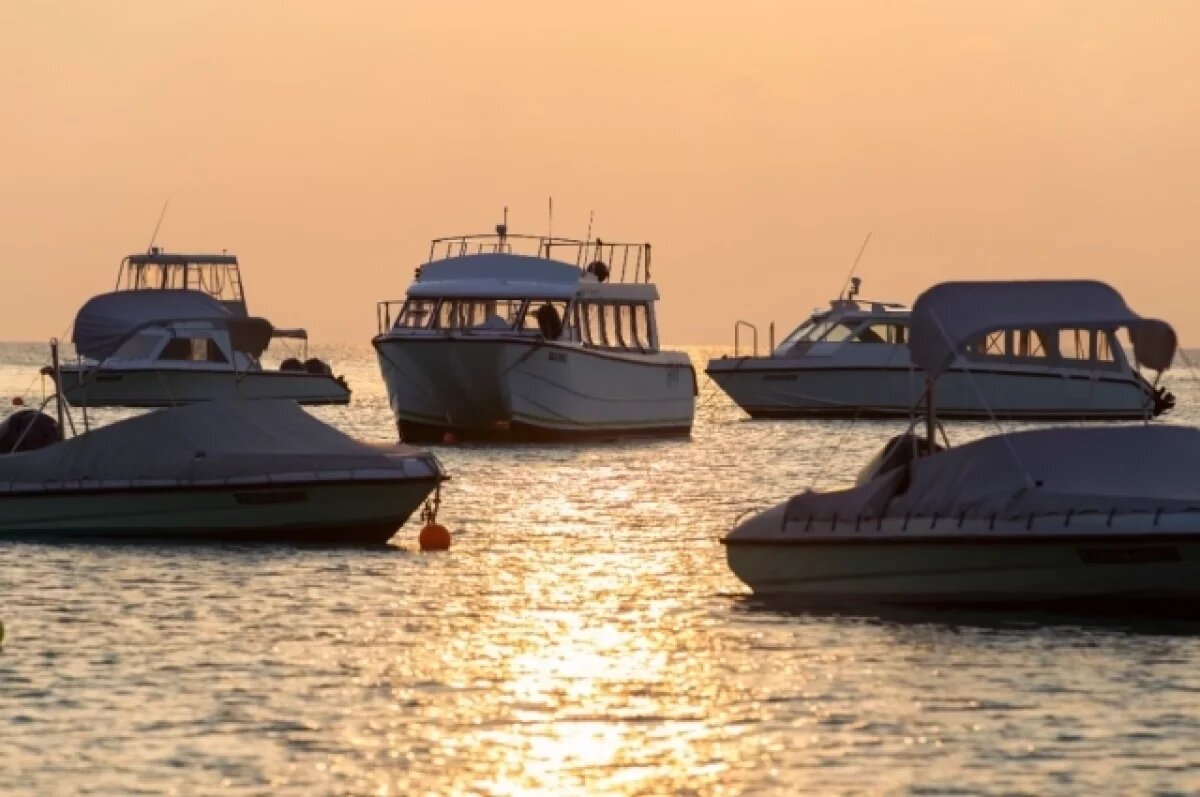    Генконсульство РФ: россиянка выжила при опрокидывании катера на Мальдивах