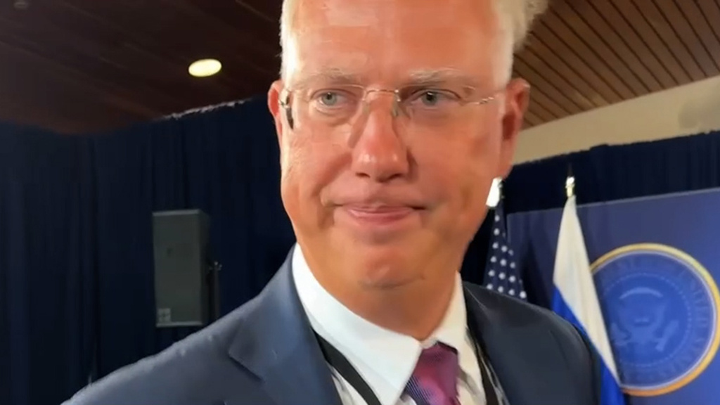    Кирилл Дмитриев