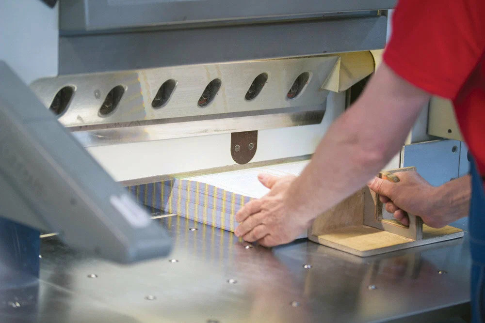 г. Санкт-Петербург, м Василеостровская 6-я линия В.О. д.3/10 Типография Павлов Принт @typography-spb.ru