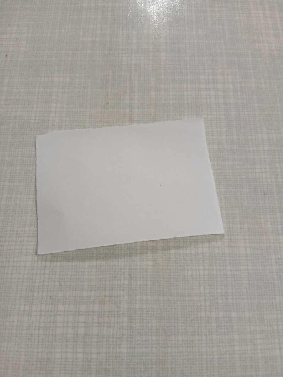 1. листочек А8 формата кладём по горизонтали