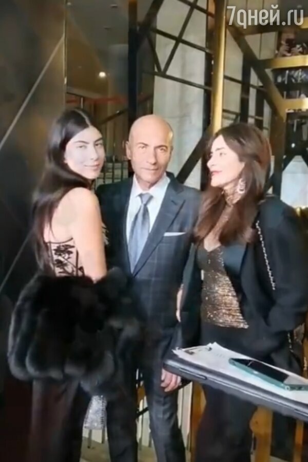 Ольга и Александра Крутые уже много лет живут за океаном, привыкнув к жизни на расстоянии.