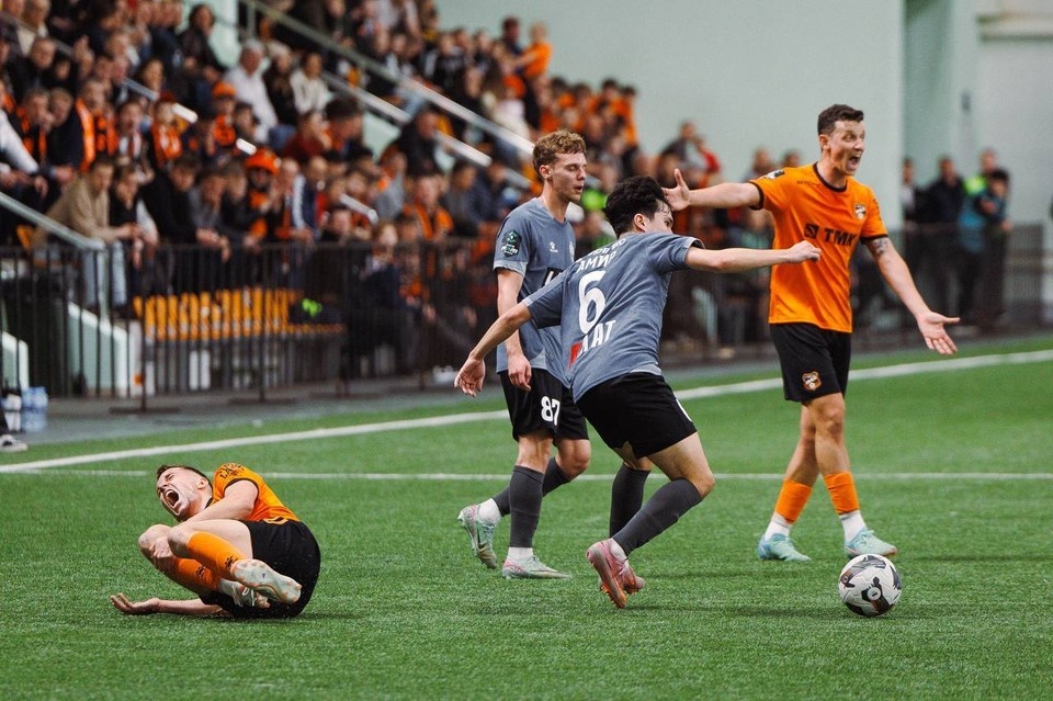    Наши футболисты проиграли футбольному клубу из Красноярска. Фото: пресс-служба ФК «Урал»