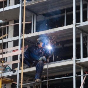    стройка сварка каркас сварщик Александр Алымов