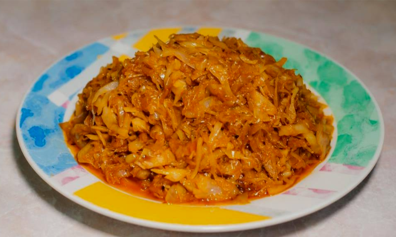 Тушеная капуста