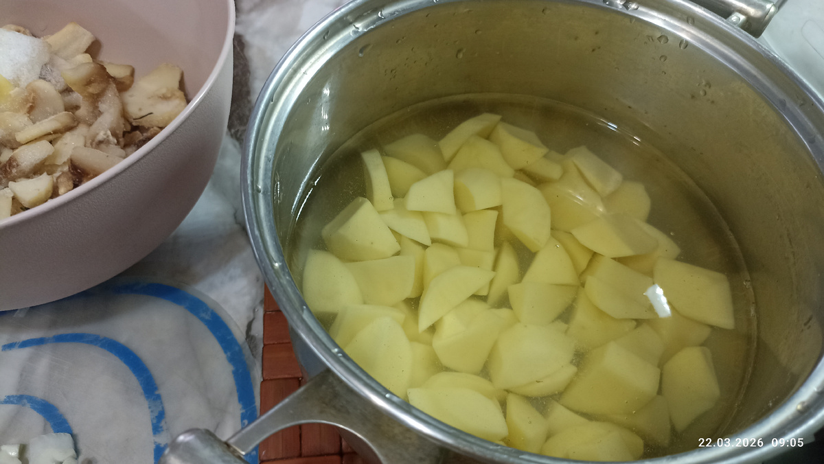 Потом картофель ,