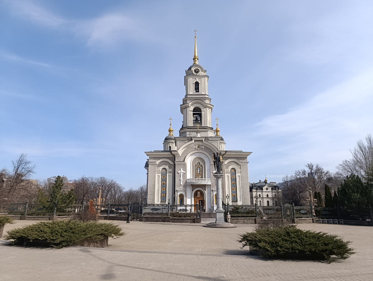 Спасо - Преображенский Кафедральный Собор в Донецке.