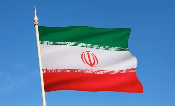    Иран грозит закрыть Ормузский пролив в ответ на угрозы США