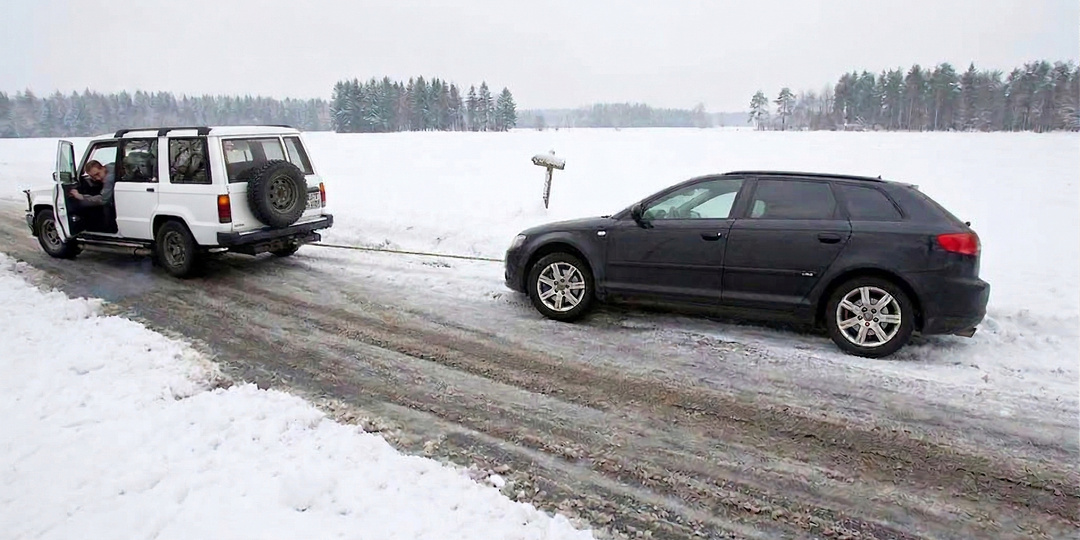 Буксировка автомобиля с АКПП: что можно, а что категорически нельзя