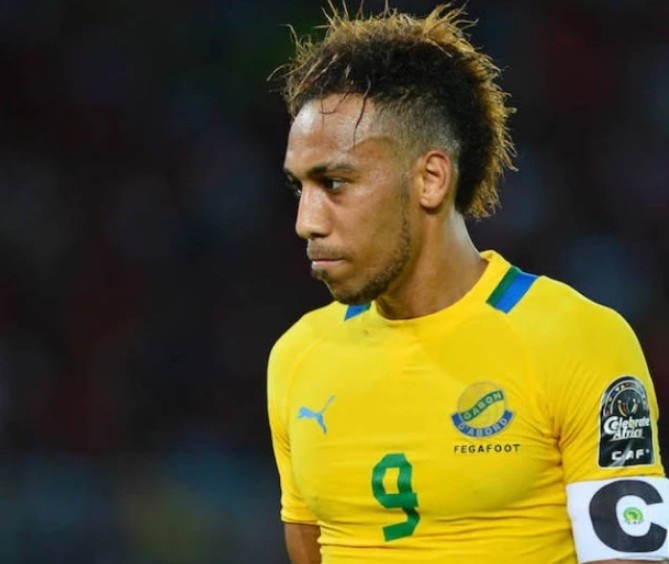 Пьер-Эмерик Обамеянг Фото sport24.az