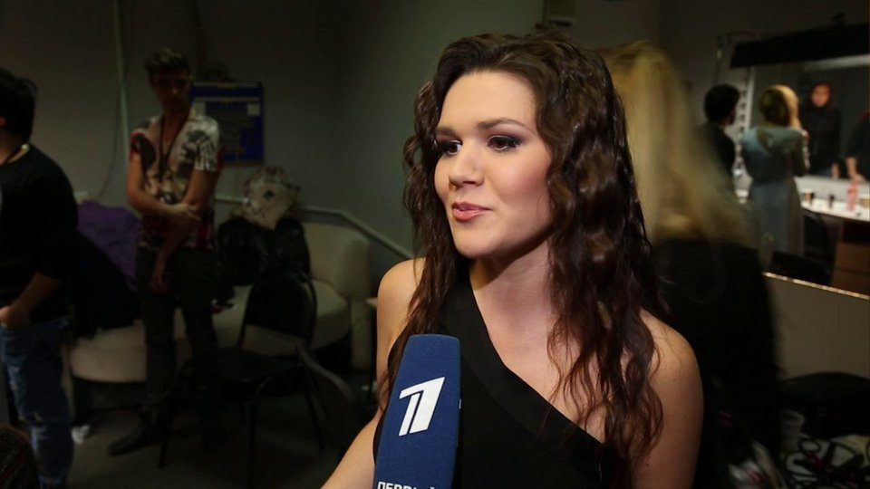 «Женечка... Поверить не могу»: Дина Гарипова после победы в «Голосе» выбрала тишину и спрятала семью от камер