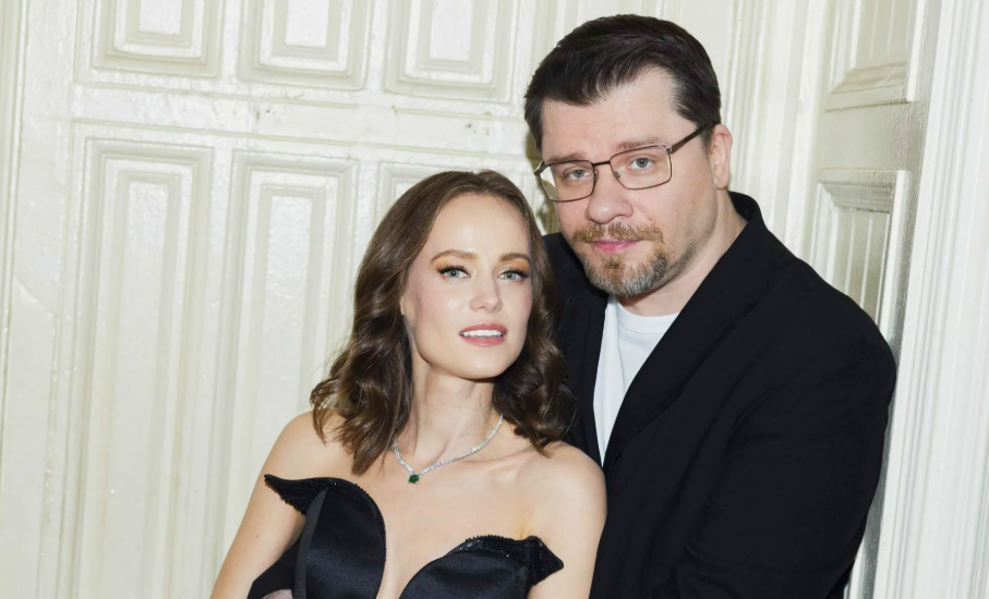 на фото Катерина Ковальчук и Гарик Харламов 