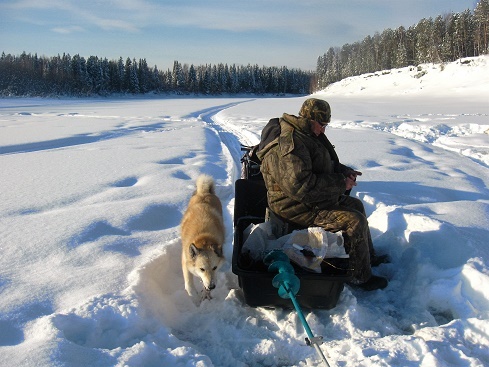 Фотографии Татьяны Немшановой разных лет,весна на Крайнем Сеаере Западной Сибири ХМАО Югра, лес северный таёжный. Река Ятрия, природа Севера Сибири ХМАО. Подлёдная пыбалка.