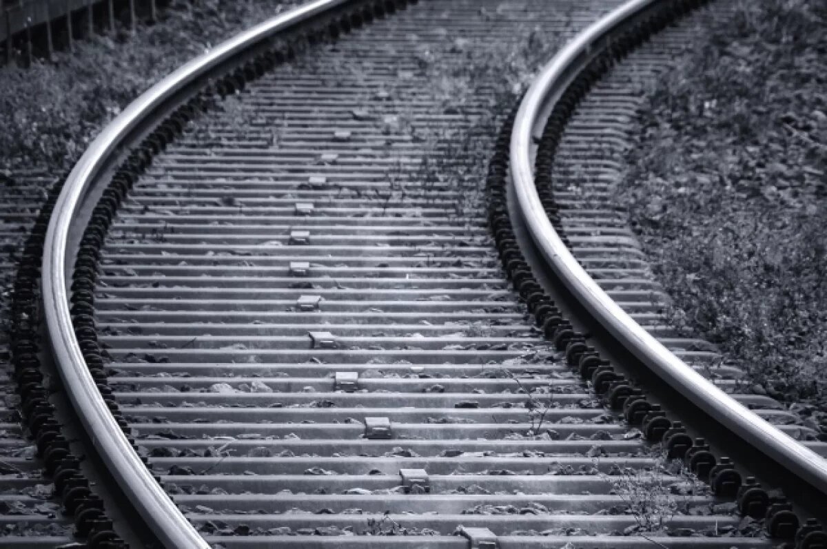    В Германии пассажирский поезд врезался в бетонные плиты