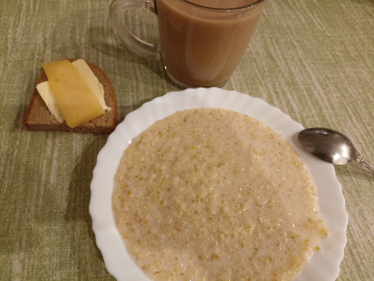 Мужа порция... Было три бутерброда... 