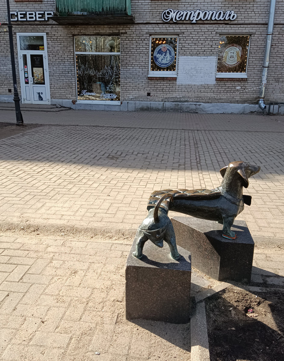 Появляются всё новые скульптуры,,интересные на мой взгляд 