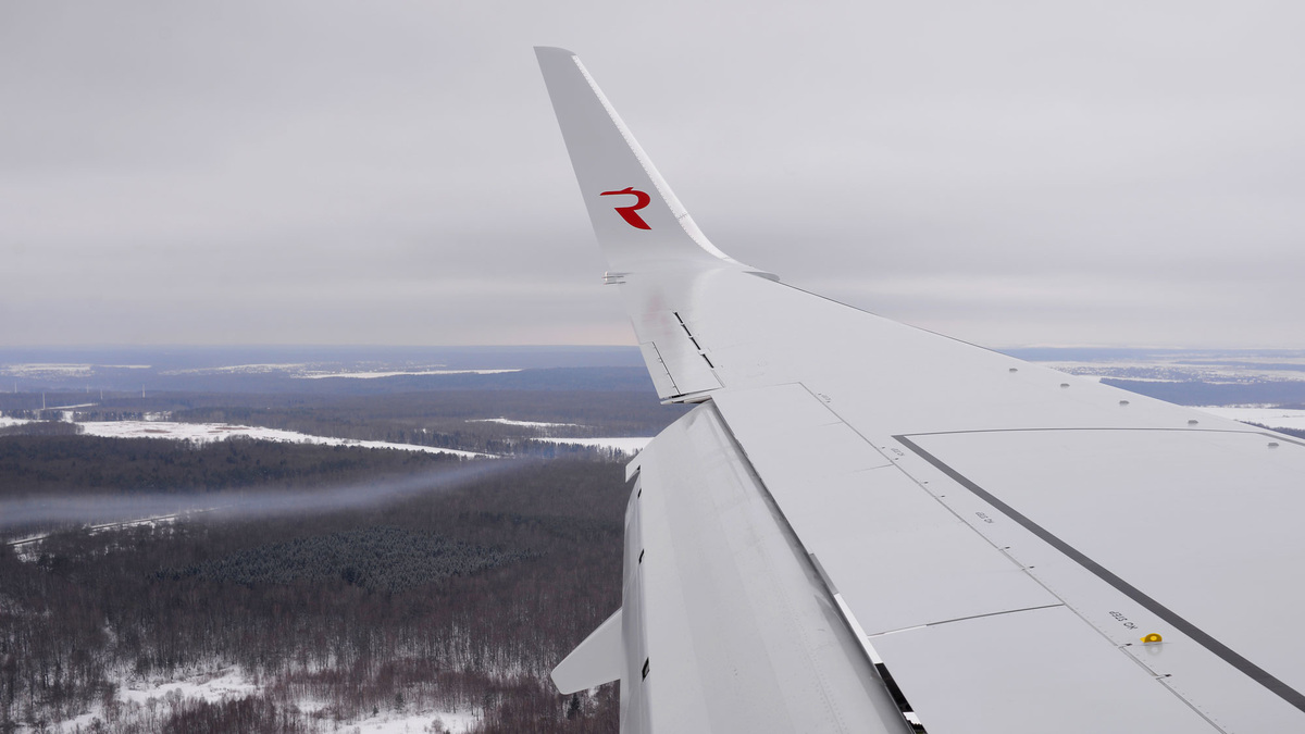    Boeing 737-800 авиакомпании "Россия"