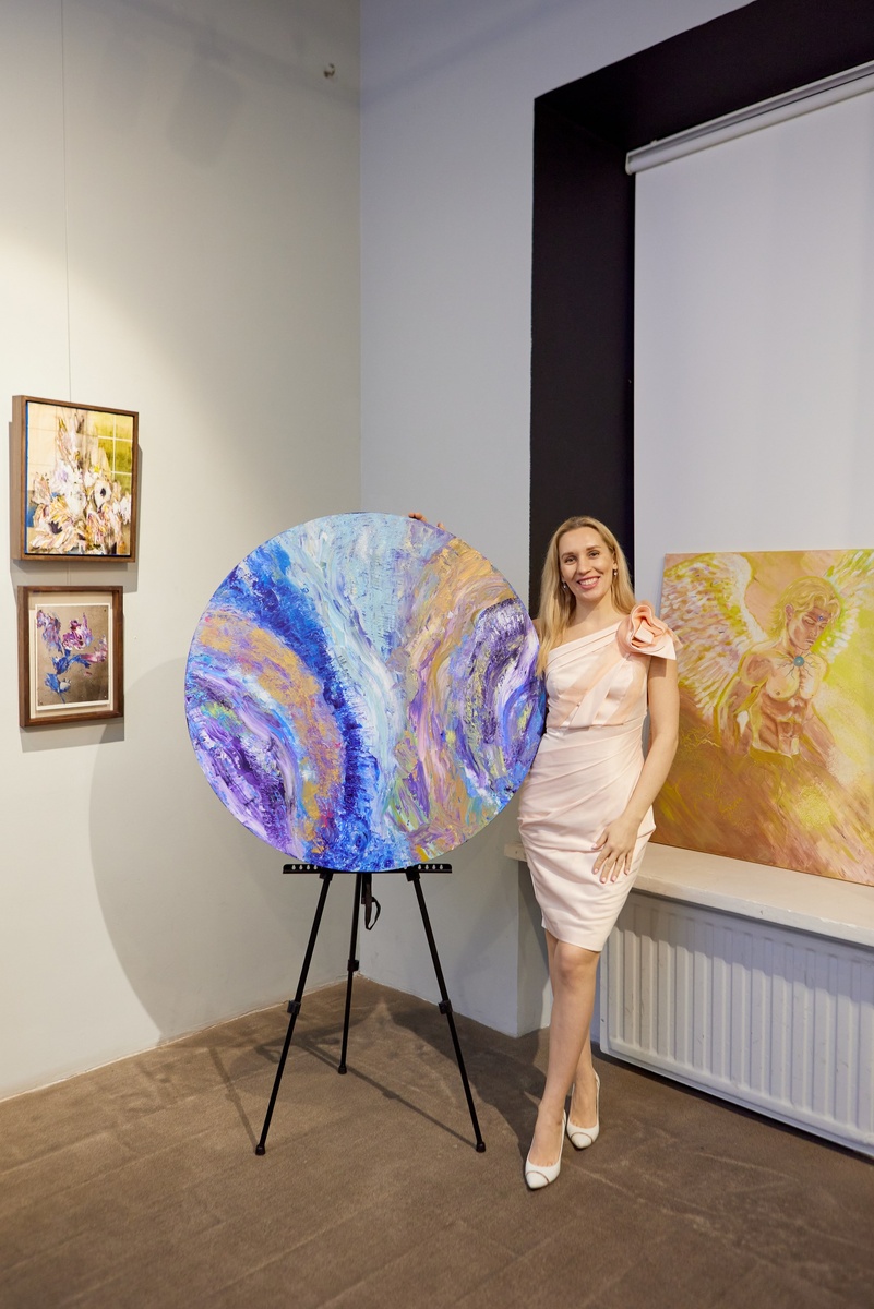 Аксиния Ангелетти, куратор выставок, ментор проявленности 