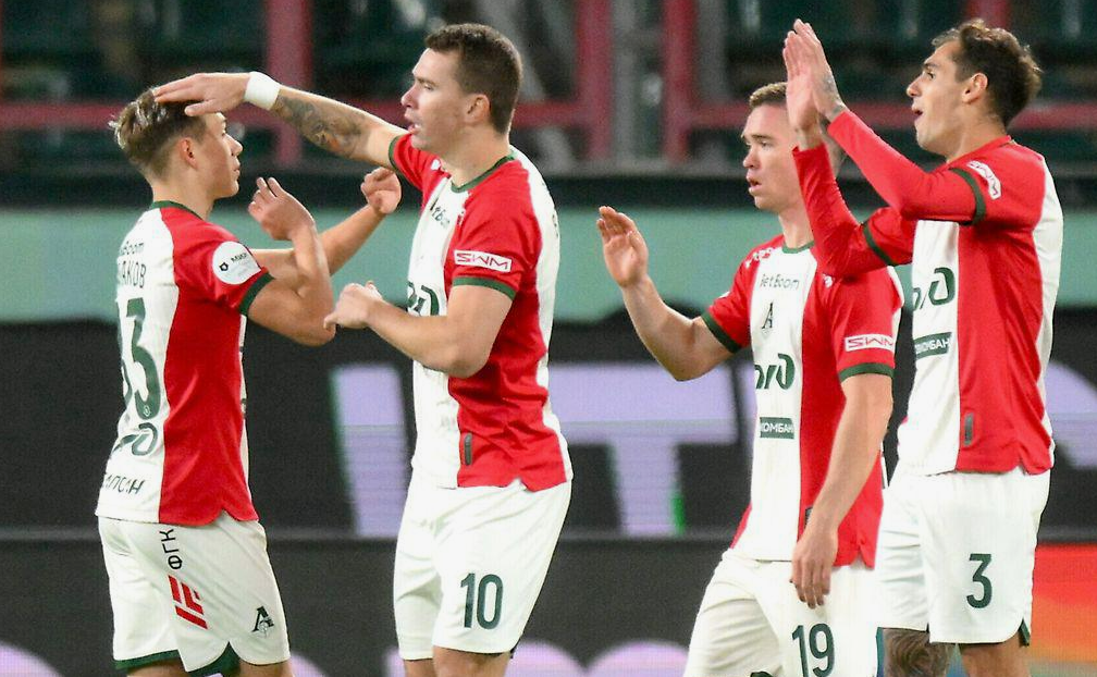 "Локомотив" был неудержим в первом тайме матча с "Акроном". Фото: соцсети