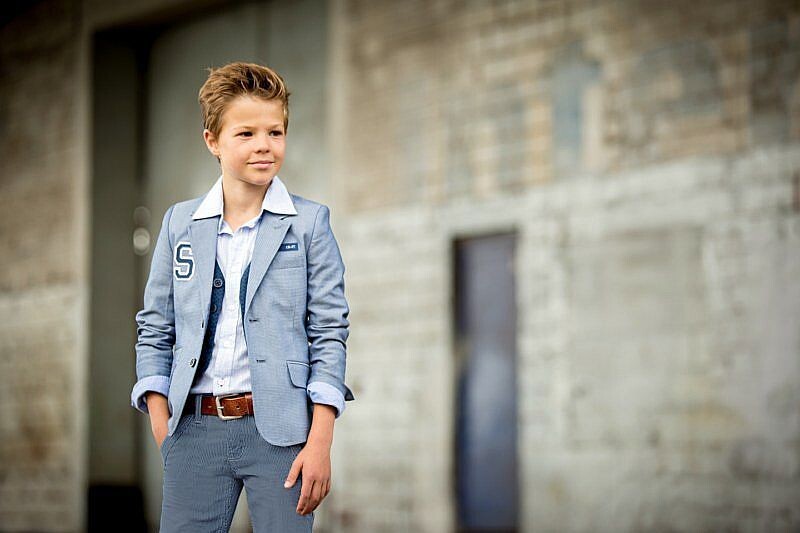 Спустя десять лет вспомнила, что сын есть