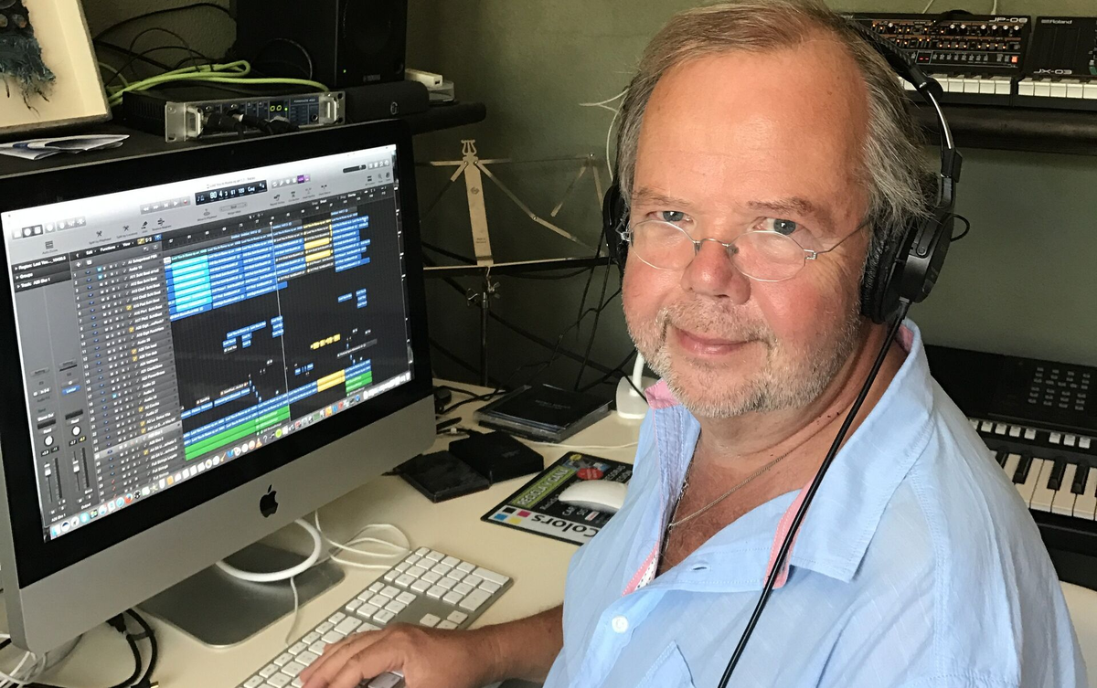 Тим Арнольд Норелл (25 октября 1955, Älvsjö, Стокгольм — 16 декабря 2023, Стокгольм) — шведский композитор и музыкант, является автором подавляющего большинства песен шведской группы "Secret Service"