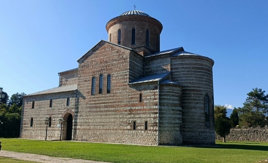 Фото из свободных источников