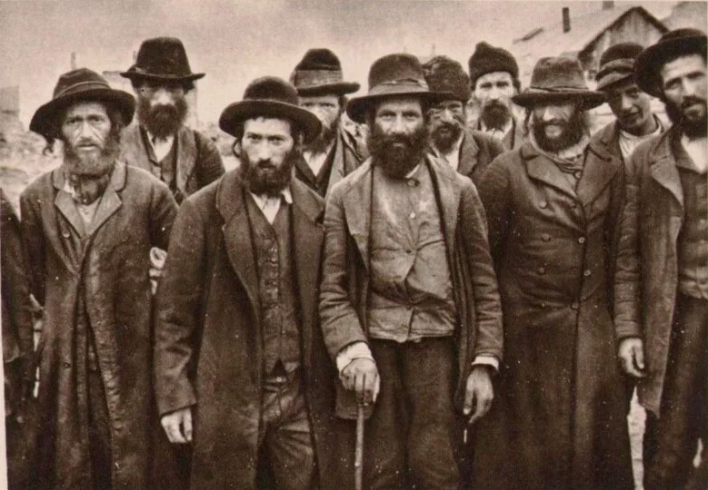 Почему на самом деле иудеи и мусульмане не едят свинину