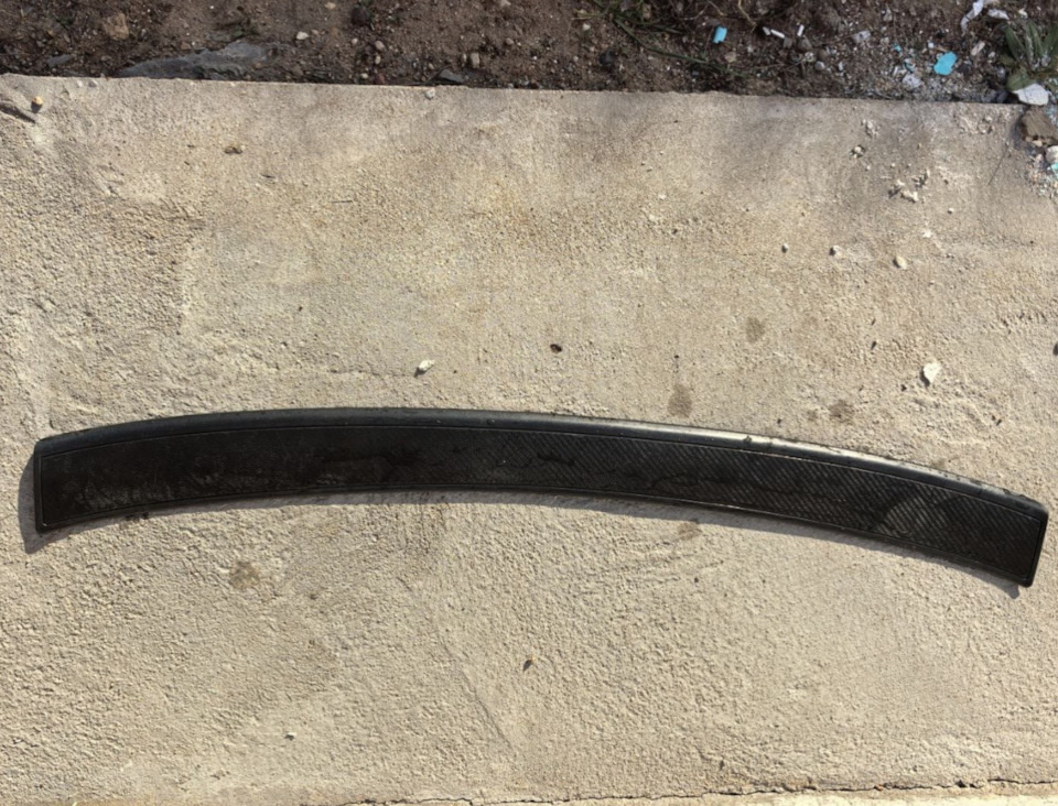 И в барахолке увидела объявление о продаже б/у запчасти за небольшие деньги.