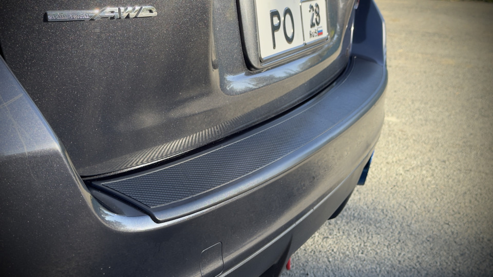 + полезный стайлинг:Cargo Step Panel