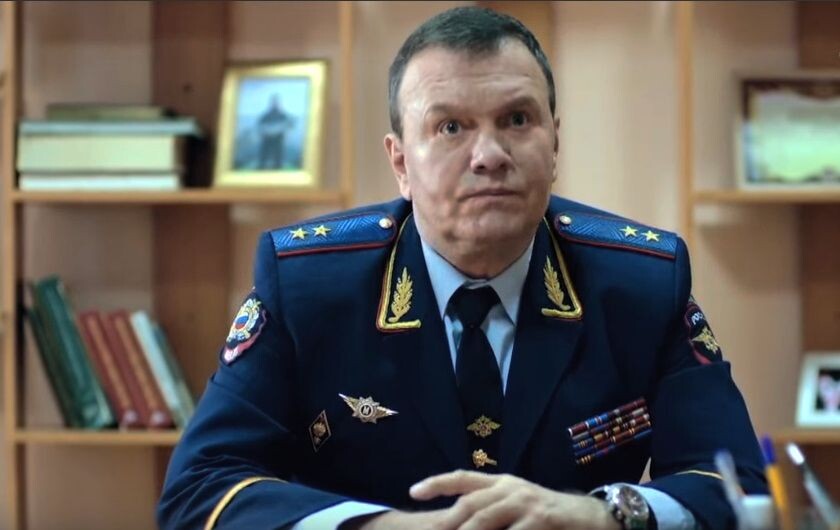 Александр Наумов сменил отцовскую фамилию на материнскую из-за её неблагозвучности