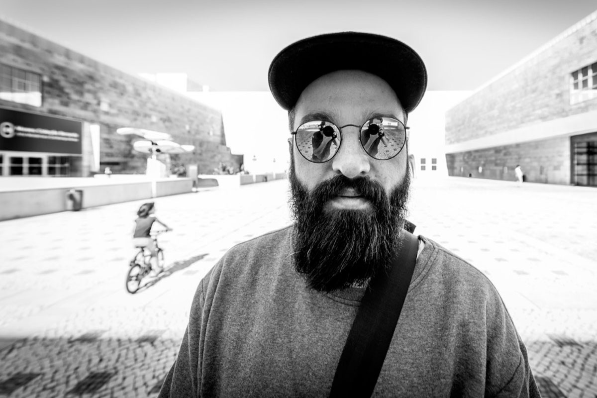 Ложь, которую ребёнок вынужден себе рассказывать, консервирует его психику, не давая ей развиваться