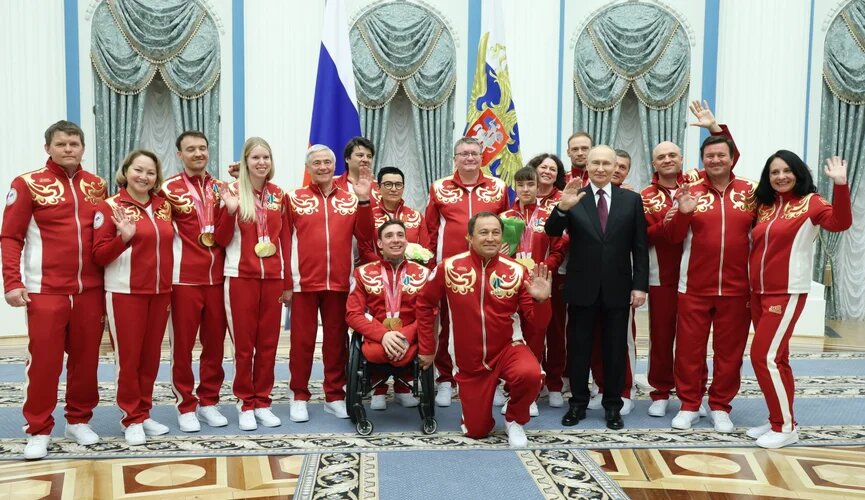 Триумф российских паралимпийцев: вшестером против всего мира