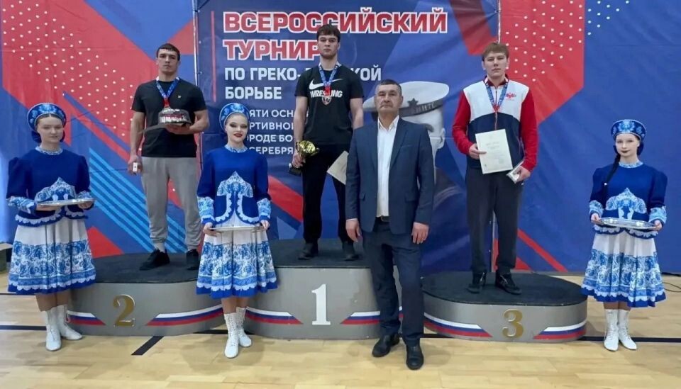    Павел Заплаткин на третьей ступени пьедестала