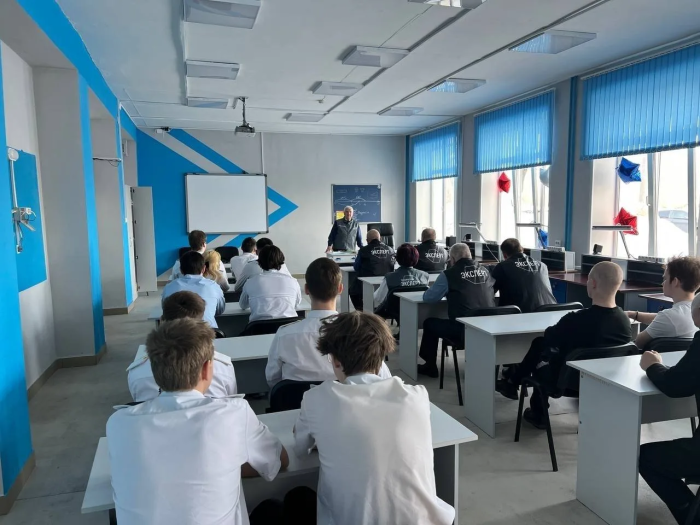    В Пензе стартовал межрегиональный конкурс по локомотивному вождению