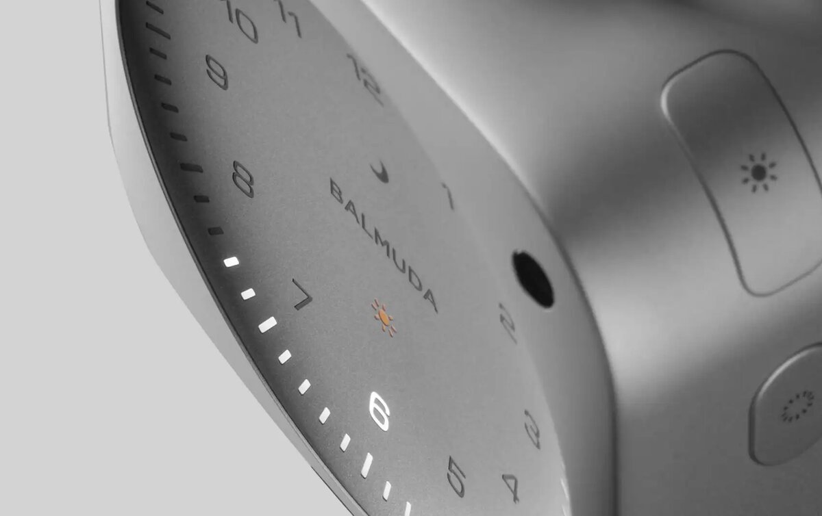     Премиальный будильник Balmuda The Clock в необычном дизайне оценили в $375