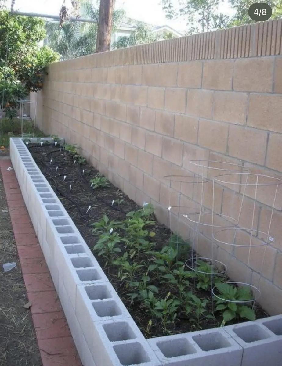 Клумба из керамзитоблоков, СтройВек118.рф