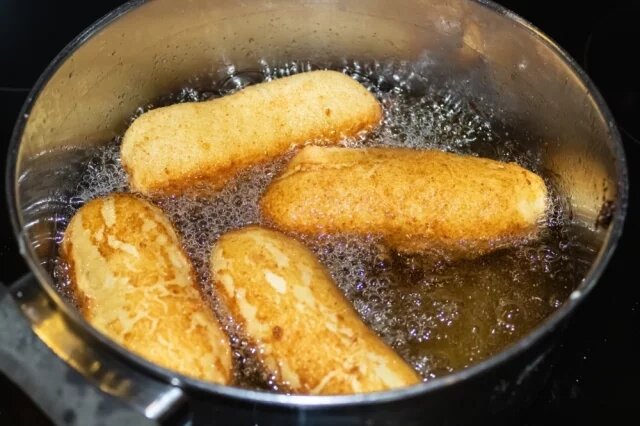    Пирожки на сковородке: 5 быстрых вариантов